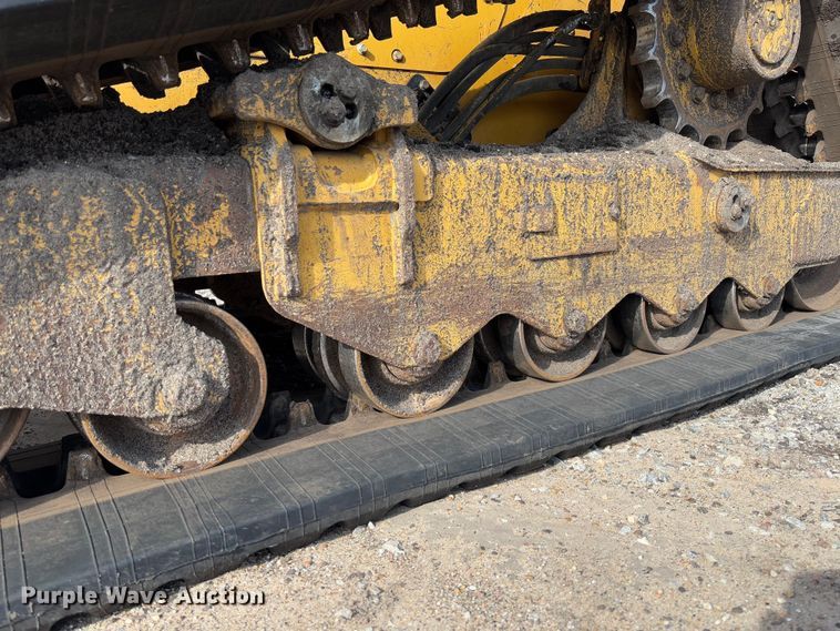 image for item FB3183 2021 Caterpillar 299D3 tracked skid steer loader
