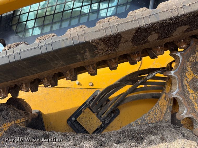 image for item FB3183 2021 Caterpillar 299D3 tracked skid steer loader