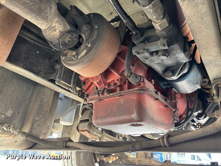 image for item FB3189 2002 Chevrolet C7 bucket truck