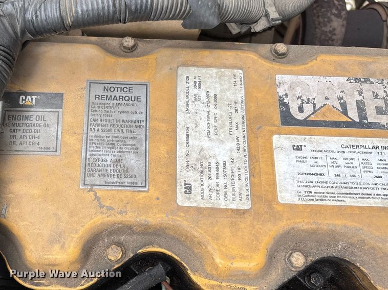 image for item FB3189 2002 Chevrolet C7 bucket truck