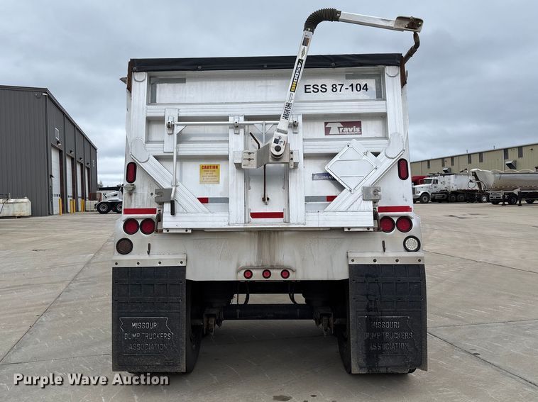 image for item FB3191 2016 Travis S/97 end dump trailer