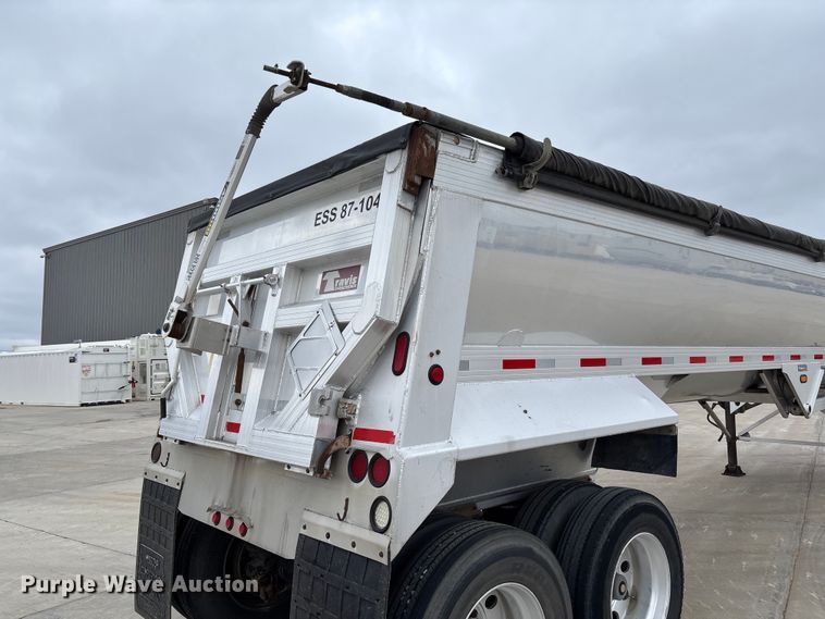 image for item FB3191 2016 Travis S/97 end dump trailer