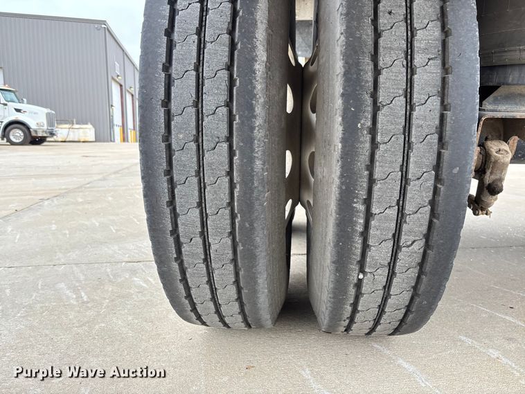 image for item FB3191 2016 Travis S/97 end dump trailer