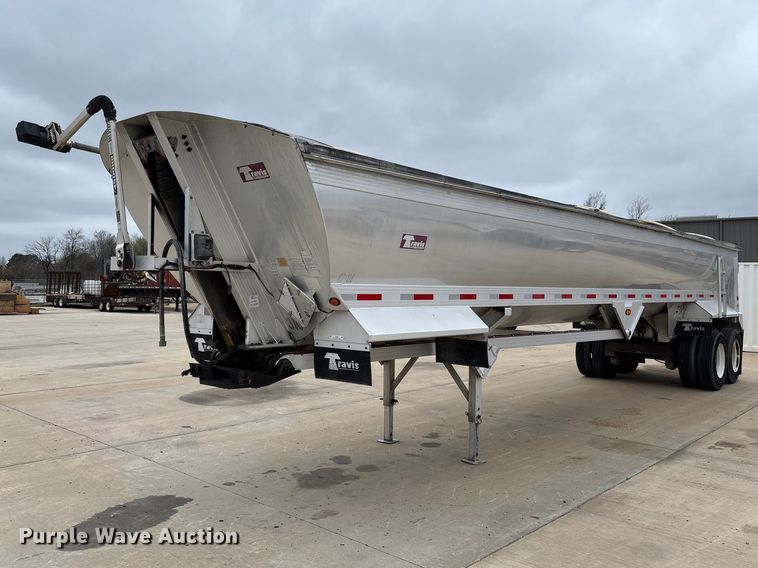 image for item FB3192 2017 Travis S/97 end dump trailer