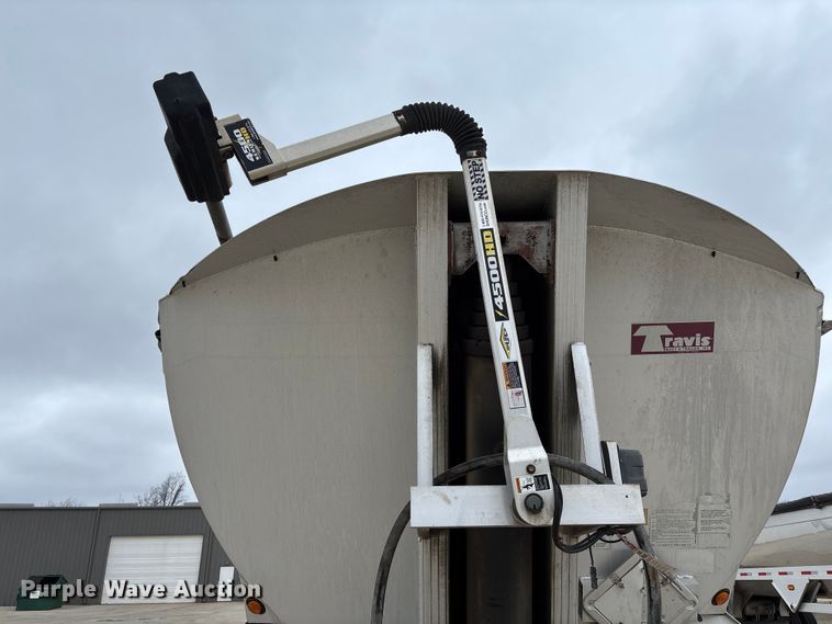 image for item FB3192 2017 Travis S/97 end dump trailer