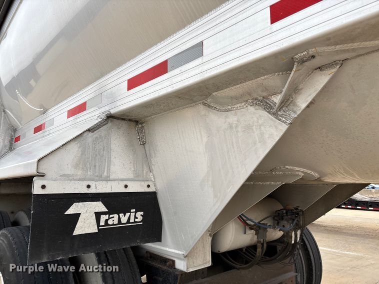 image for item FB3192 2017 Travis S/97 end dump trailer