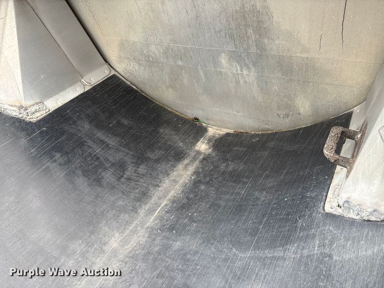 image for item FB3192 2017 Travis S/97 end dump trailer