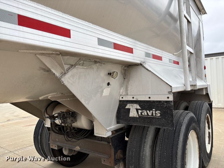 image for item FB3192 2017 Travis S/97 end dump trailer