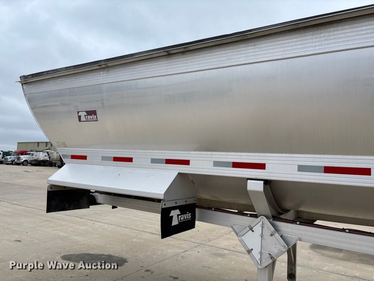 image for item FB3192 2017 Travis S/97 end dump trailer