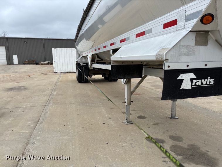 image for item FB3192 2017 Travis S/97 end dump trailer