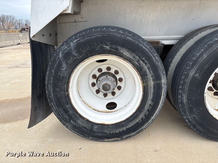 image for item FB3192 2017 Travis S/97 end dump trailer