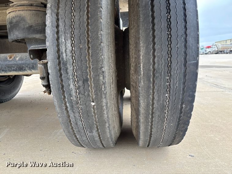 image for item FB3192 2017 Travis S/97 end dump trailer