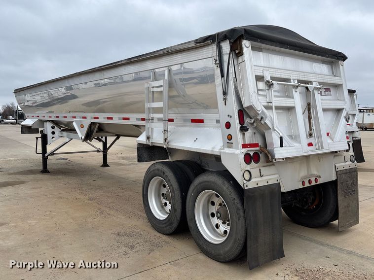 image for item FB3193 2016 Travis S/97 end dump trailer