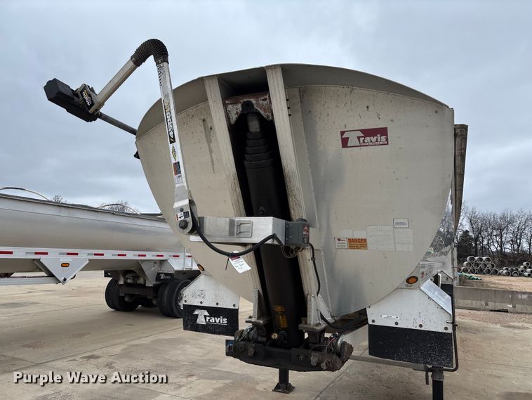 image for item FB3193 2016 Travis S/97 end dump trailer