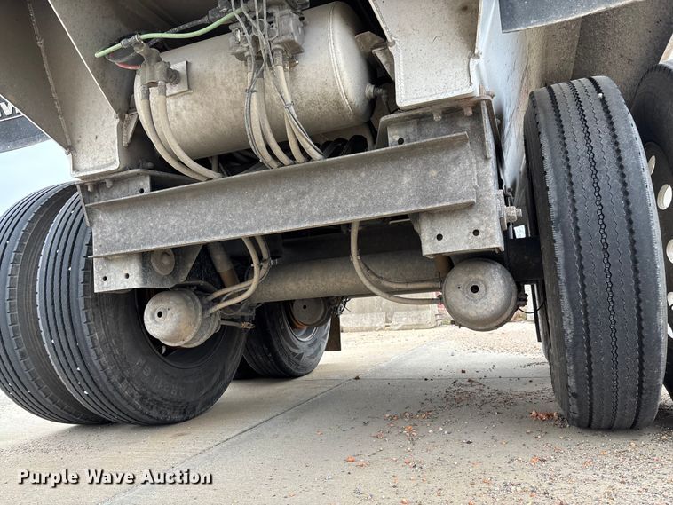 image for item FB3193 2016 Travis S/97 end dump trailer