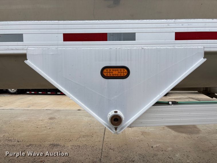 image for item FB3193 2016 Travis S/97 end dump trailer