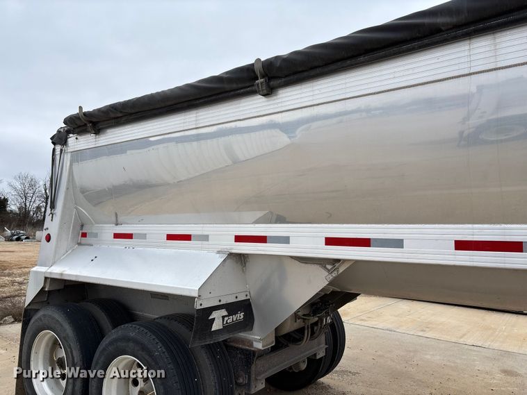 image for item FB3193 2016 Travis S/97 end dump trailer