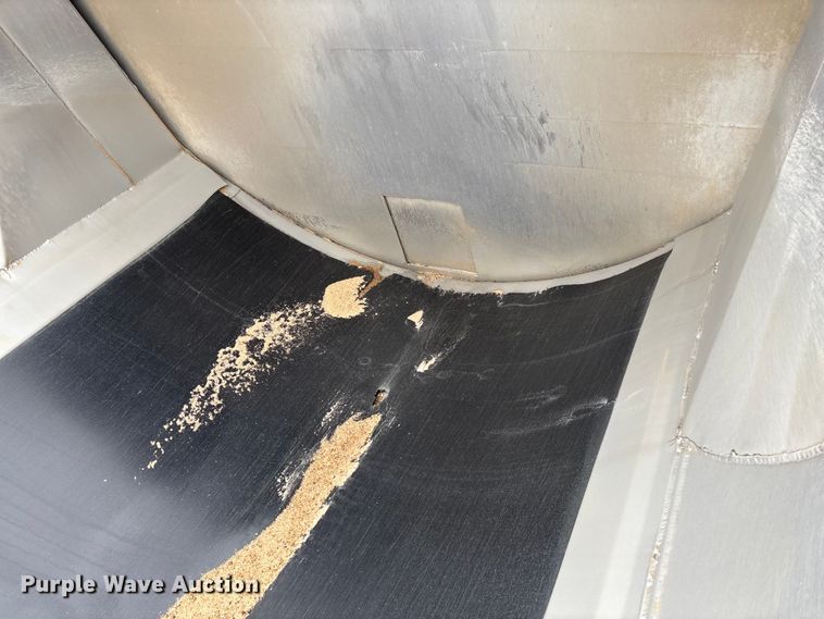 image for item FB3193 2016 Travis S/97 end dump trailer