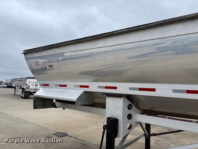image for item FB3193 2016 Travis S/97 end dump trailer