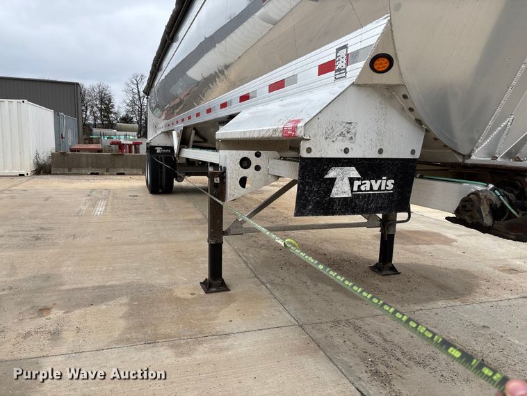 image for item FB3193 2016 Travis S/97 end dump trailer