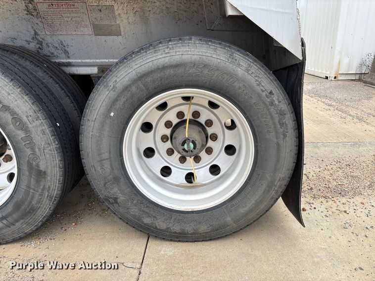 image for item FB3193 2016 Travis S/97 end dump trailer