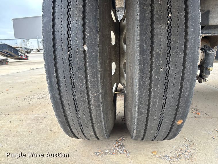 image for item FB3193 2016 Travis S/97 end dump trailer