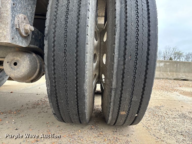 image for item FB3193 2016 Travis S/97 end dump trailer