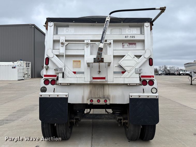 image for item FB3194 2016 Travis S/97 end dump trailer