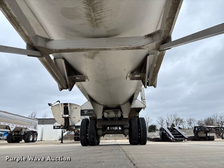 image for item FB3194 2016 Travis S/97 end dump trailer