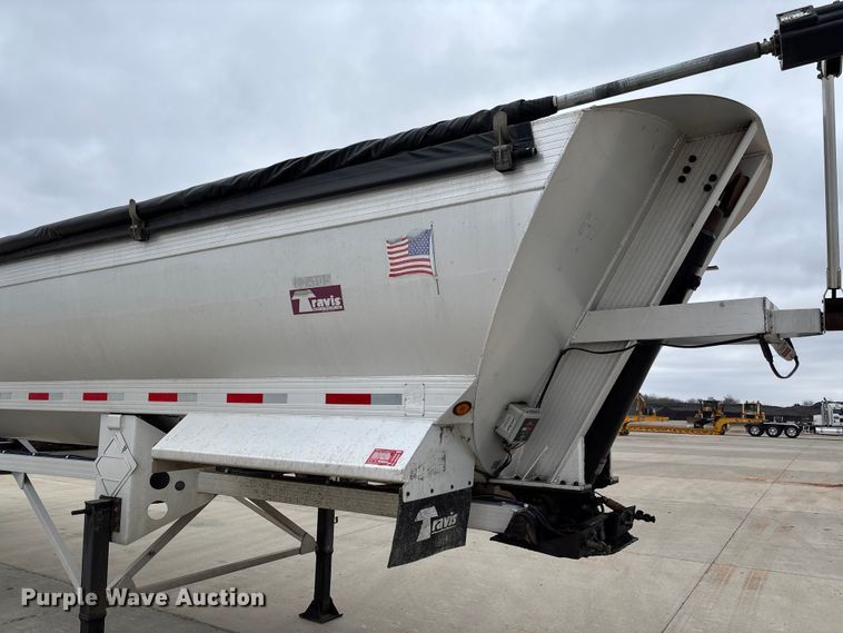 image for item FB3194 2016 Travis S/97 end dump trailer