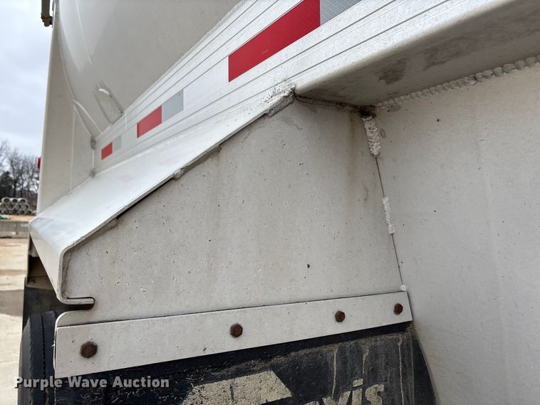 image for item FB3194 2016 Travis S/97 end dump trailer