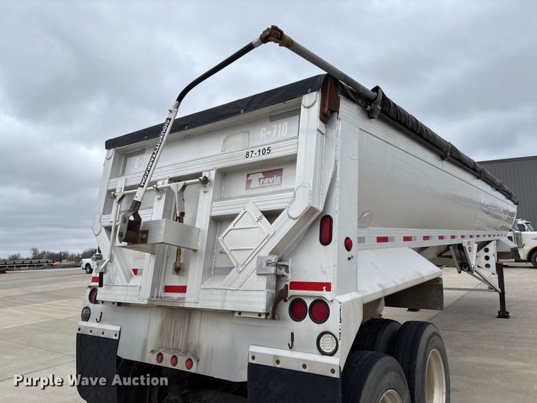 image for item FB3194 2016 Travis S/97 end dump trailer