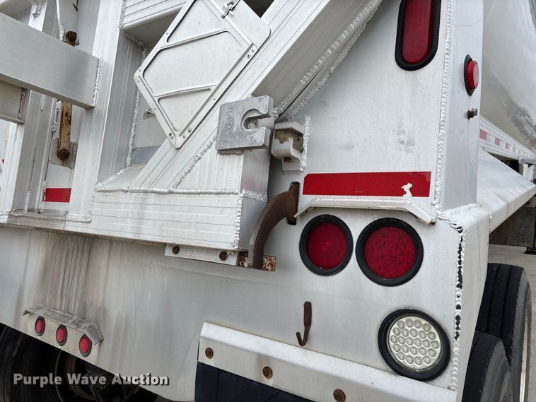 image for item FB3194 2016 Travis S/97 end dump trailer