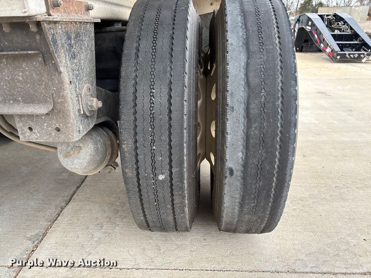 image for item FB3194 2016 Travis S/97 end dump trailer