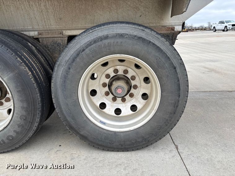 image for item FB3194 2016 Travis S/97 end dump trailer