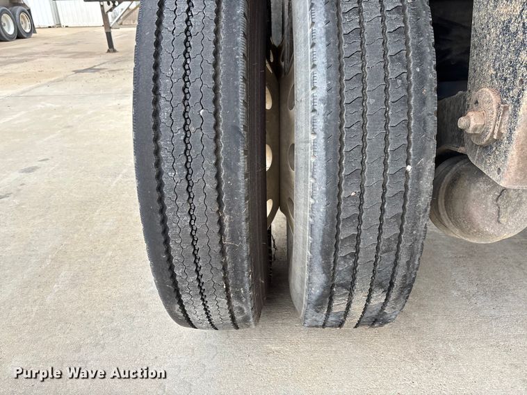 image for item FB3194 2016 Travis S/97 end dump trailer