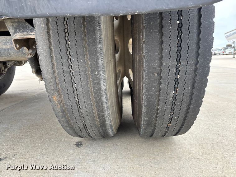 image for item FB3194 2016 Travis S/97 end dump trailer