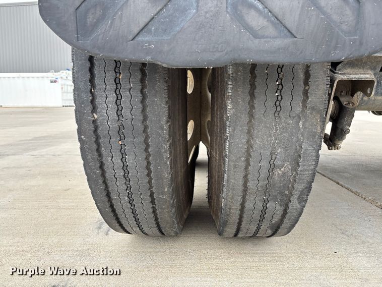 image for item FB3194 2016 Travis S/97 end dump trailer