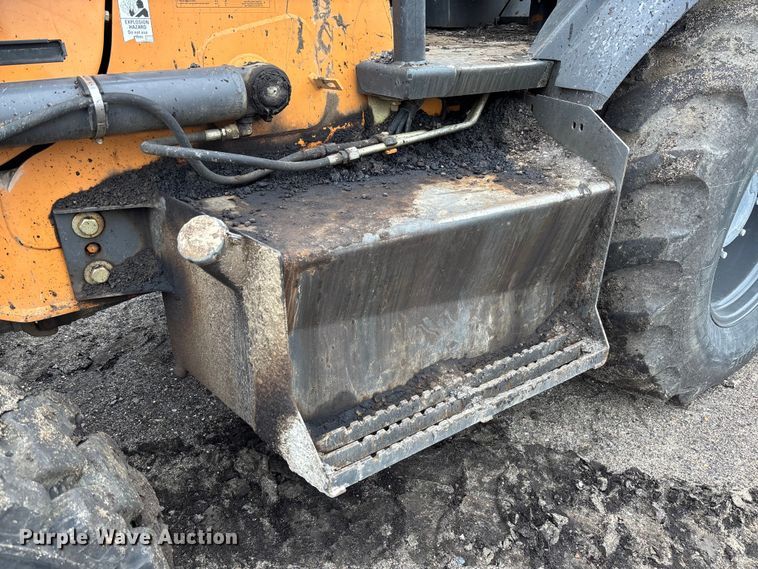 image for item FB3195 2017 Case 570N EP landscape tractor