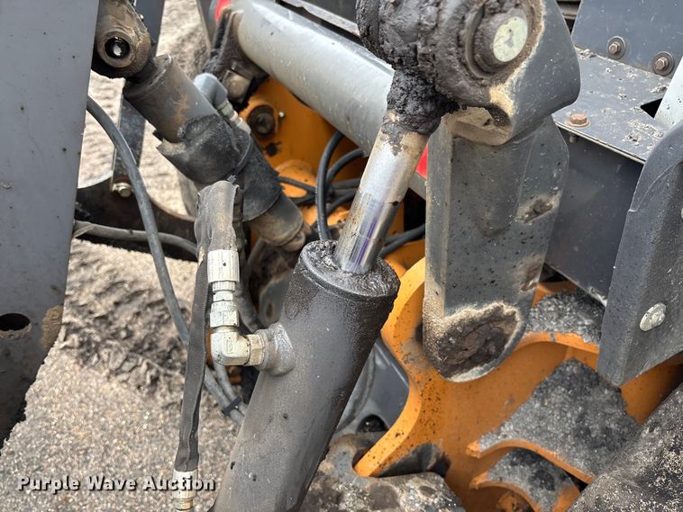 image for item FB3195 2017 Case 570N EP landscape tractor