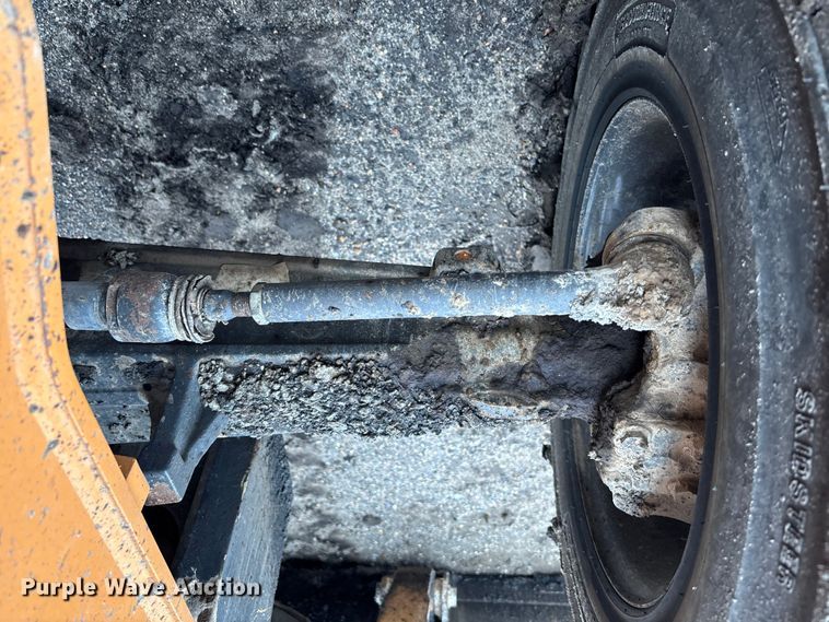 image for item FB3195 2017 Case 570N EP landscape tractor