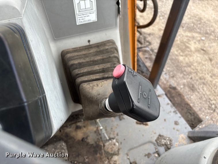 image for item FB3195 2017 Case 570N EP landscape tractor