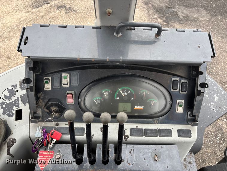 image for item FB3195 2017 Case 570N EP landscape tractor