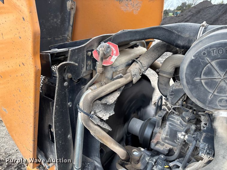 image for item FB3195 2017 Case 570N EP landscape tractor