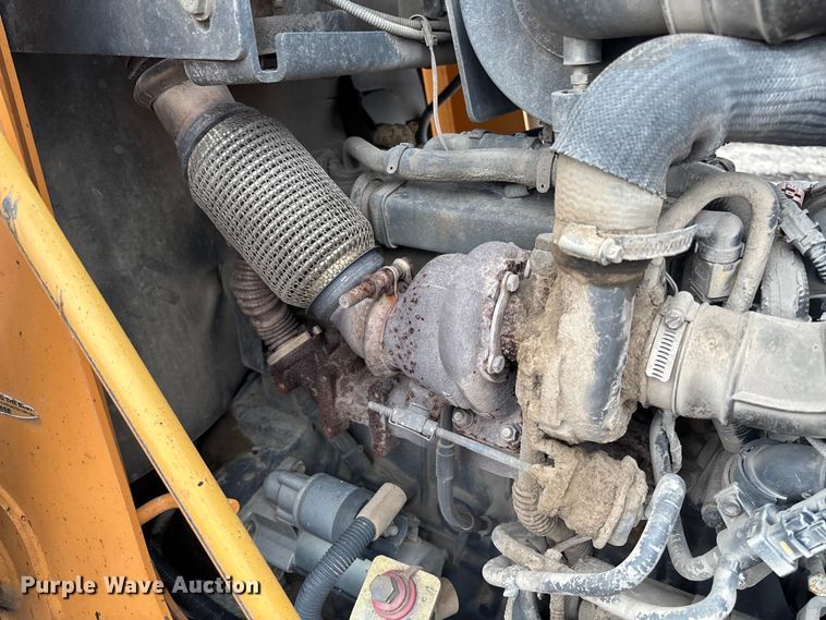 image for item FB3195 2017 Case 570N EP landscape tractor