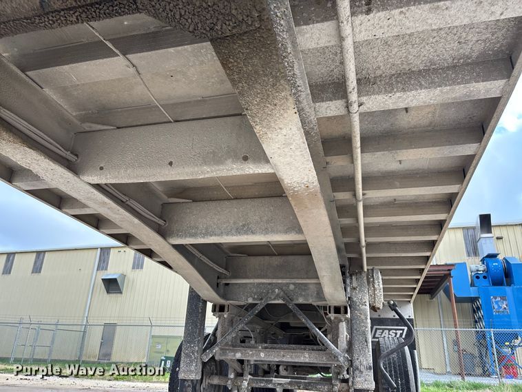 image for item FB3197 2006 East manufacturing end dump trailer