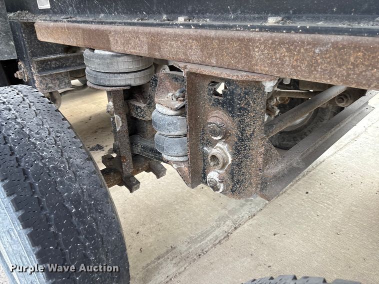 image for item FB3197 2006 East manufacturing end dump trailer