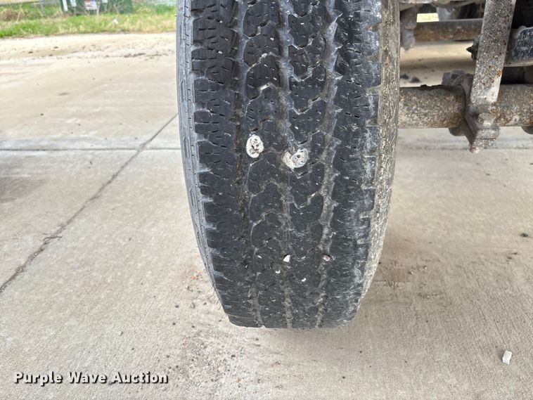 image for item FB3197 2006 East manufacturing end dump trailer