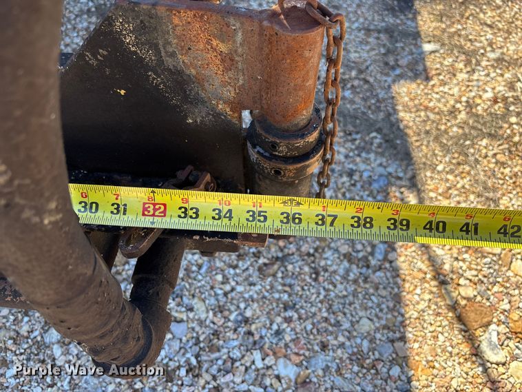 image for item FB3225 2001 Diamond Bilt oil distributor trailer