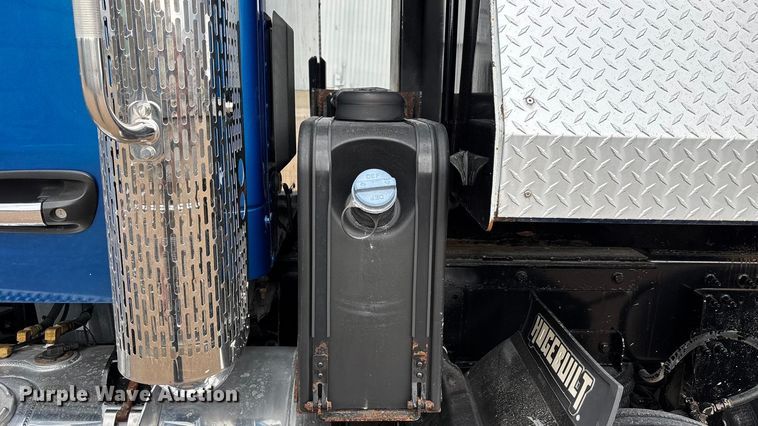 image for item FB3567 2017 Peterbilt 567 dump truck